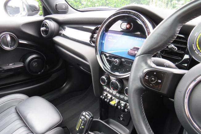 MINI Electric Hatch Photo 36
