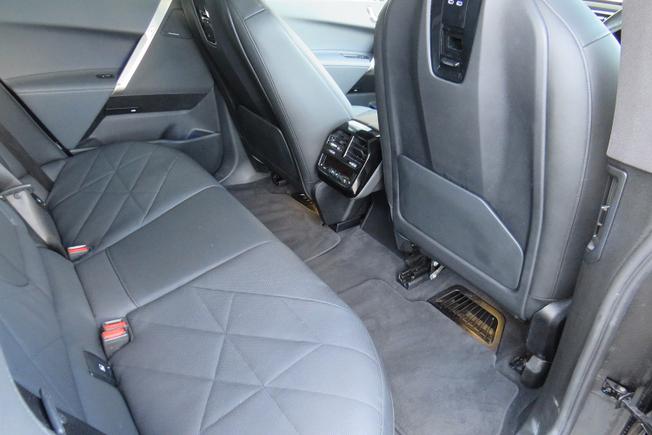 BMW Ix Photo 15