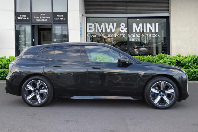 BMW Ix Photo 3