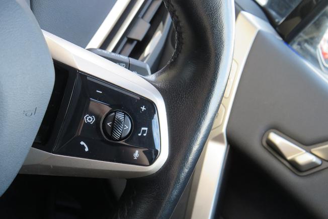 BMW Ix Photo 32
