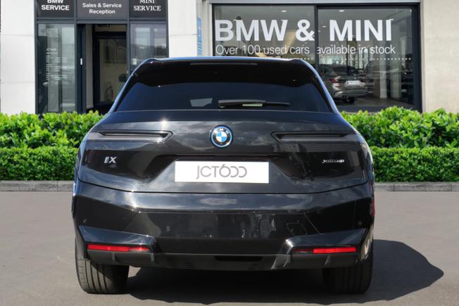 BMW Ix Photo 5
