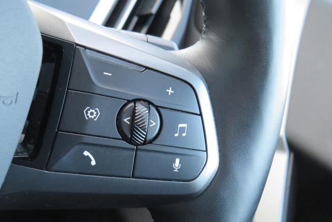BMW Ix Photo 11