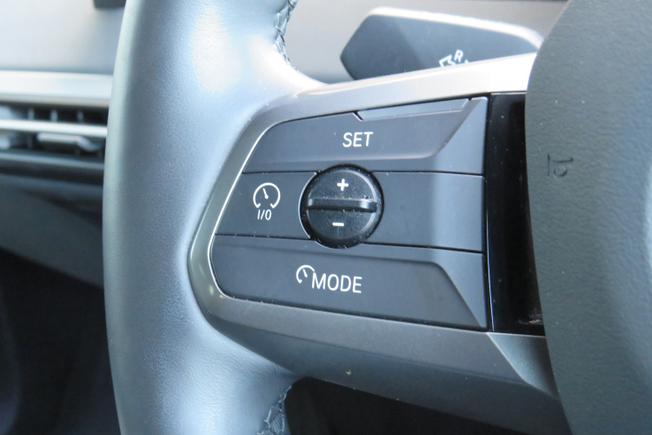 BMW Ix Photo 12