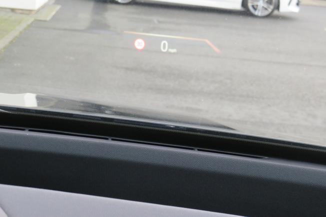 BMW Ix Photo 14