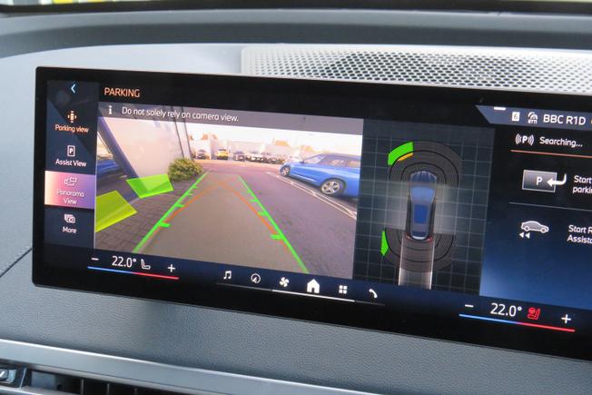 BMW Ix Photo 16