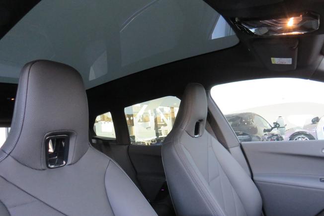 BMW Ix Photo 25