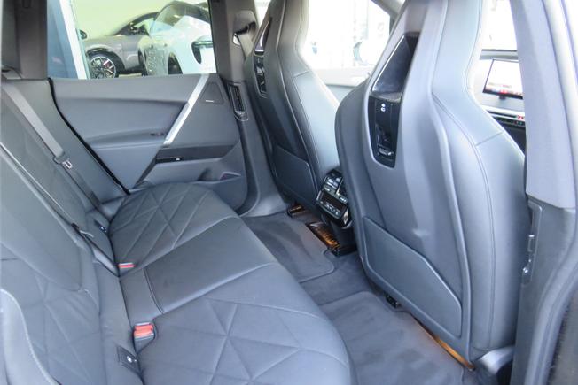 BMW Ix Photo 27