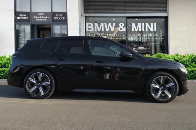 BMW Ix Photo 3