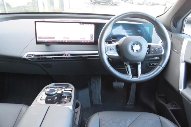 BMW Ix Photo 30