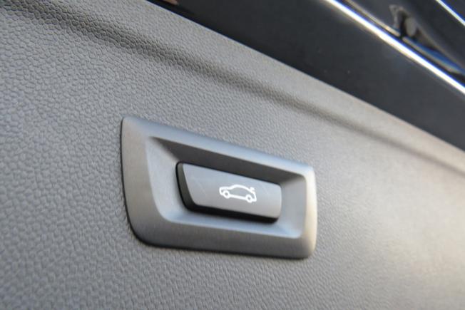 BMW Ix Photo 34