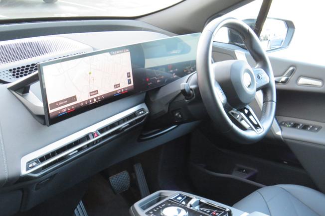 BMW Ix Photo 37