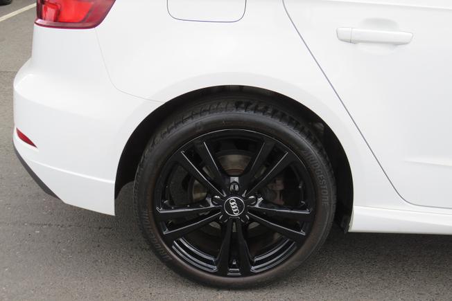 AUDI A3 Photo 11