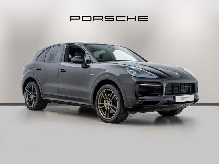 Used 2021 PORSCHE Cayenne 3.0 V6 E-Hybrid 17.9kWh SUV 5dr Petrol Plug-in Hybrid TiptronicS 4WD Euro 6 (s/s) (3.6kW Charger) (462 ps) Black at JCT600