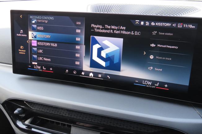 BMW 3 Series Photo 11