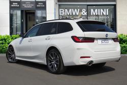 BMW 3 Series Photo 2