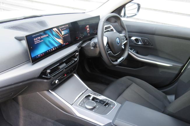 BMW 3 Series Photo 41