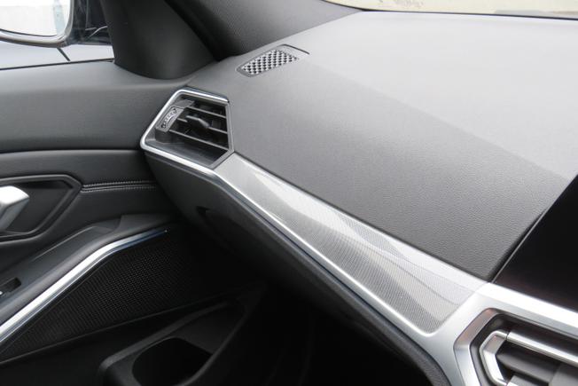 BMW 3 Series Photo 14