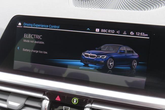 BMW 3 Series Photo 16