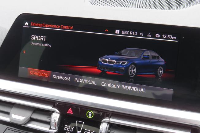 BMW 3 Series Photo 18