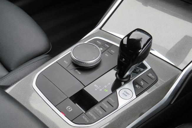 BMW 3 Series Photo 20