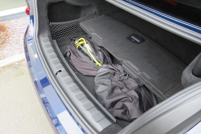 BMW 3 Series Photo 29