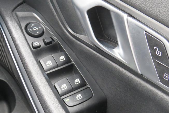 BMW 3 Series Photo 6