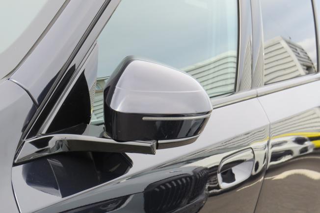 BMW 5 Series Photo 10