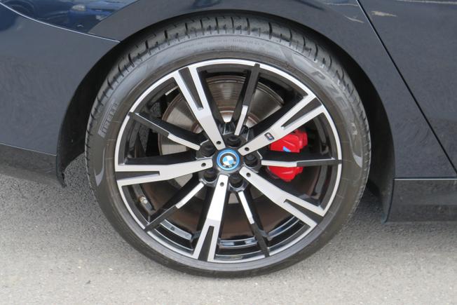 BMW 5 Series Photo 13