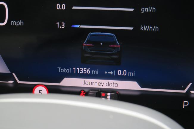 BMW 5 Series Photo 30