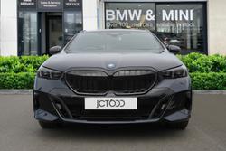 BMW 5 Series Photo 4