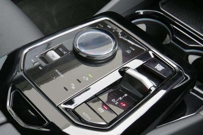 BMW 5 Series Photo 40