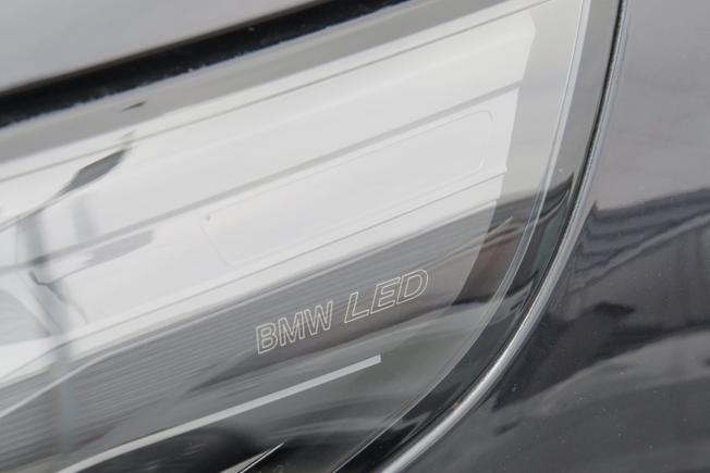 BMW 5 Series Photo 9