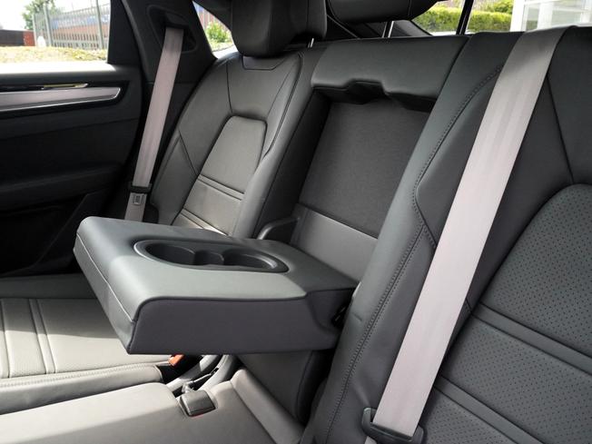 PORSCHE Cayenne Photo 14