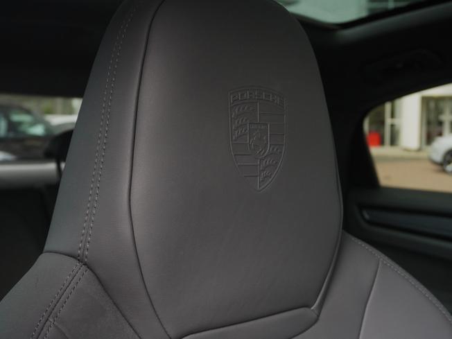 PORSCHE Cayenne Photo 18
