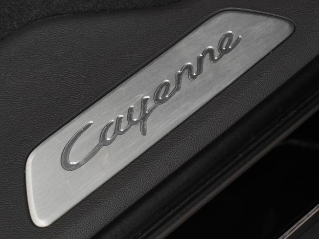 PORSCHE Cayenne Photo 41