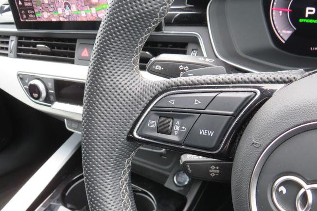 AUDI A4 Avant Photo 27