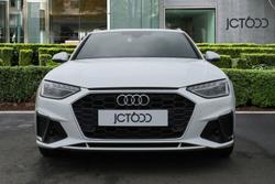 AUDI A4 Avant Photo 4