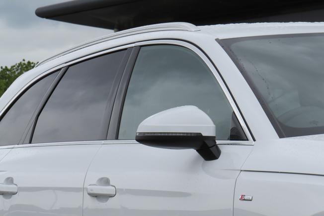 AUDI A4 Avant Photo 7