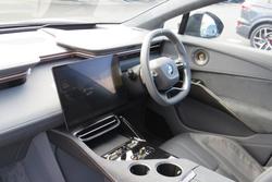 LOTUS Eletre Photo 3