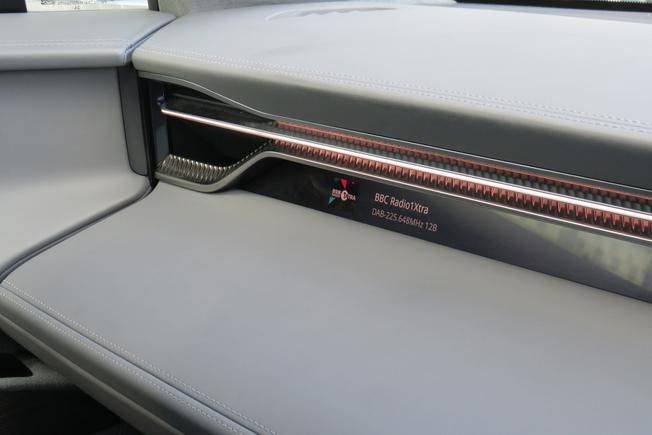 LOTUS Eletre Photo 31