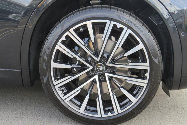 MASERATI Grecale Photo 4