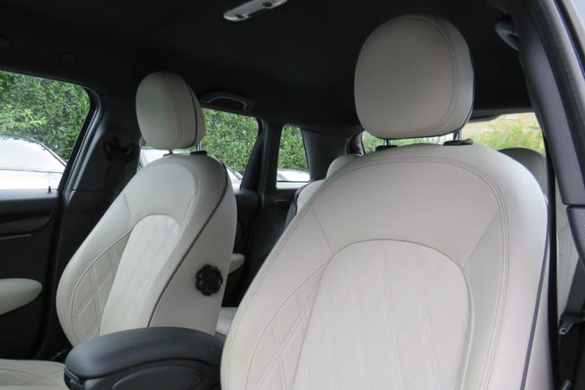 MINI Hatch Photo 28