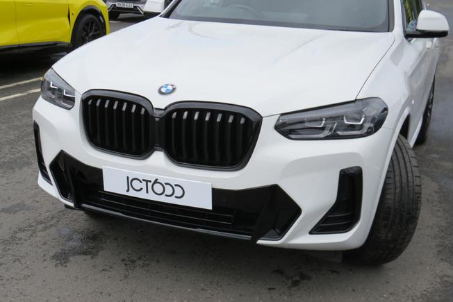BMW X3 Photo 8