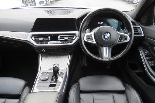 BMW 3 Series Photo 20