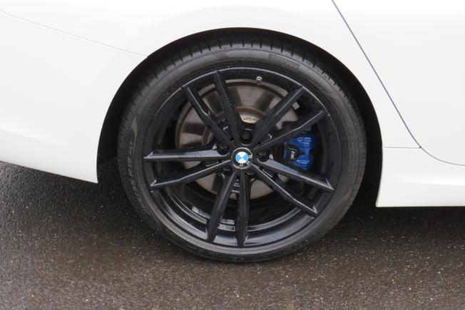 BMW 3 Series Photo 21