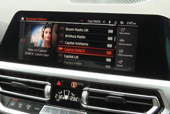 BMW 3 Series Photo 31