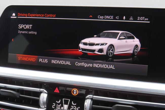 BMW 3 Series Photo 39