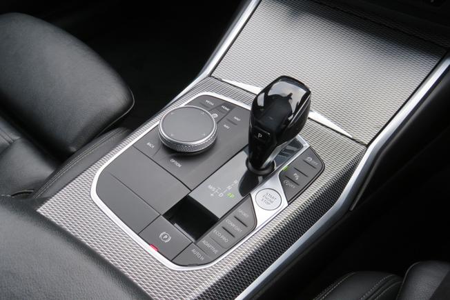 BMW 3 Series Photo 40