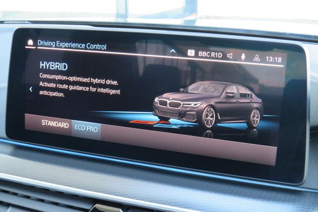 BMW 5 Series Photo 18