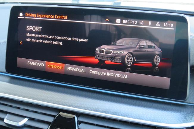 BMW 5 Series Photo 19